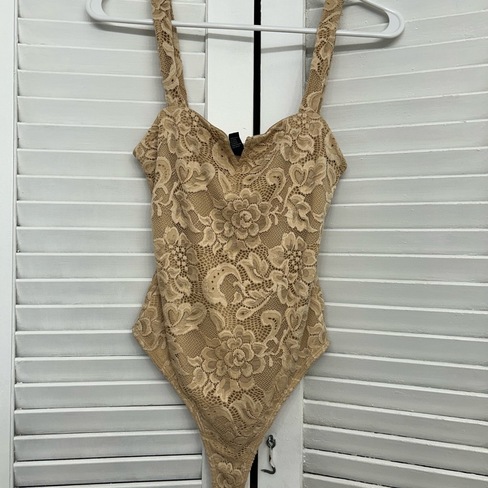 Lacy country bodysuit!
